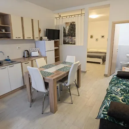 Apartment Zlatko , Steps To The Sea Opatija