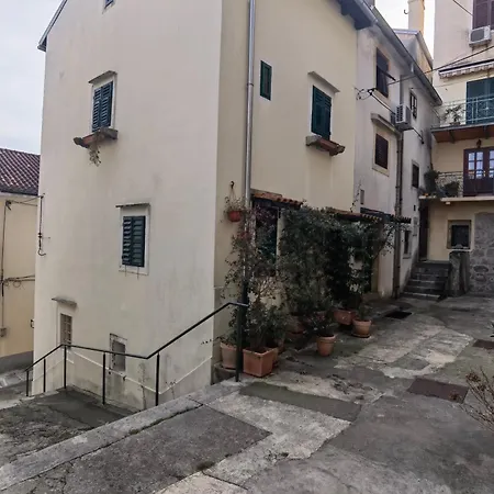 Apartment Zlatko , Steps To The Sea Opatija
